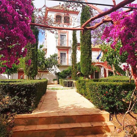 Villa Cortijo El Triguero N-398 Ctra Carmona – El Viso del Alcor Km 18 Exterior foto