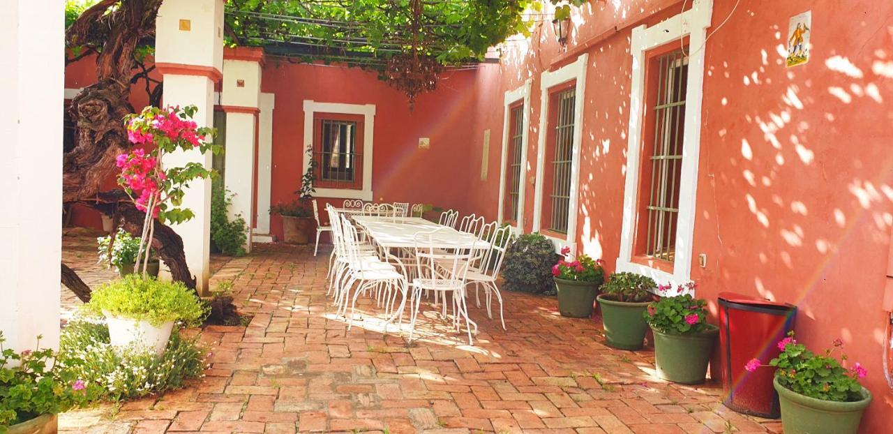 Villa Cortijo El Triguero N-398 Ctra Carmona – El Viso del Alcor Km 18 Exterior foto